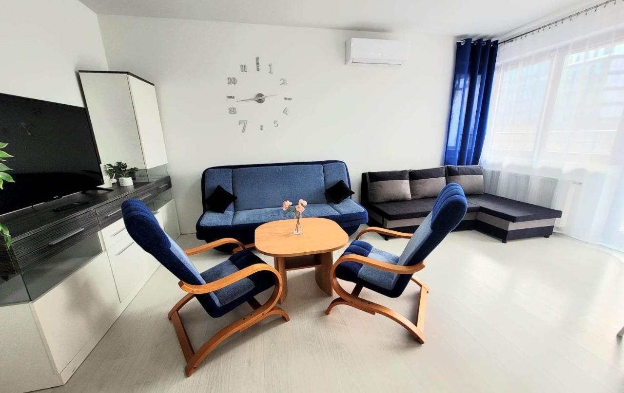 Apartment Sophie 3 Rooms, 2 Bathrooms, 8 Persons Kraków Exteriör bild